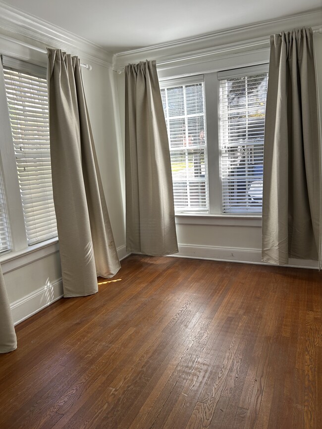 61 16th St NE, Unit 2 in Atlanta, GA - Foto de edificio - Building Photo