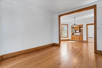 3746 N Lakewood Ave in Chicago, IL - Building Photo - Building Photo