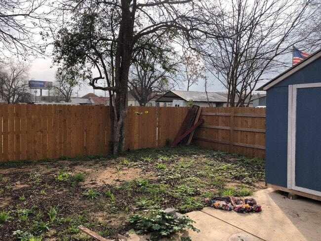 210 Virginia Blvd in San Antonio, TX - Building Photo - Building Photo