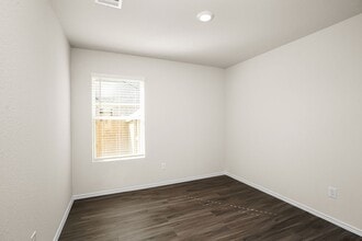 3040 Wild Indigo Trl in Brookshire, TX - Building Photo - Building Photo