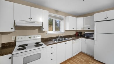 71 Viscount St in St John's, NL - Building Photo - Building Photo