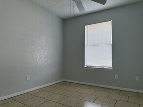 2102 Spicewood Dr in Killeen, TX - Building Photo - Building Photo