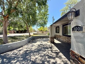 100 E Vista Del Cerro Dr in Tempe, AZ - Building Photo - Building Photo
