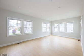 59 Watchung Plaza in Montclair, NJ - Building Photo - Building Photo