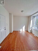 74 Chicago Ln in Markham, ON - Building Photo - Building Photo