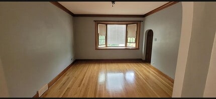 5365 N Magnet Ave, Unit 2 in Chicago, IL - Building Photo - Building Photo