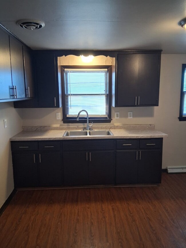 5733 W Birch Ave, Unit Duplex