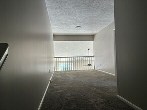 2818 Sand Run Pkwy in Fairlawn, OH - Building Photo - Building Photo