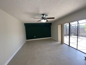 123 1st Way in West Palm Beach, FL - Building Photo - Building Photo