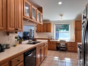 609 Camborne Ave NE in Fort Walton Beach, FL - Building Photo - Building Photo