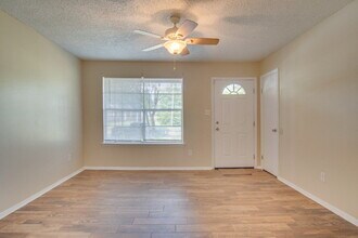 386 Quigley Rd in Pensacola, FL - Building Photo - Building Photo
