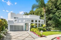 12180 Greenock Ln in Los Angeles, CA - Foto de edificio - Building Photo