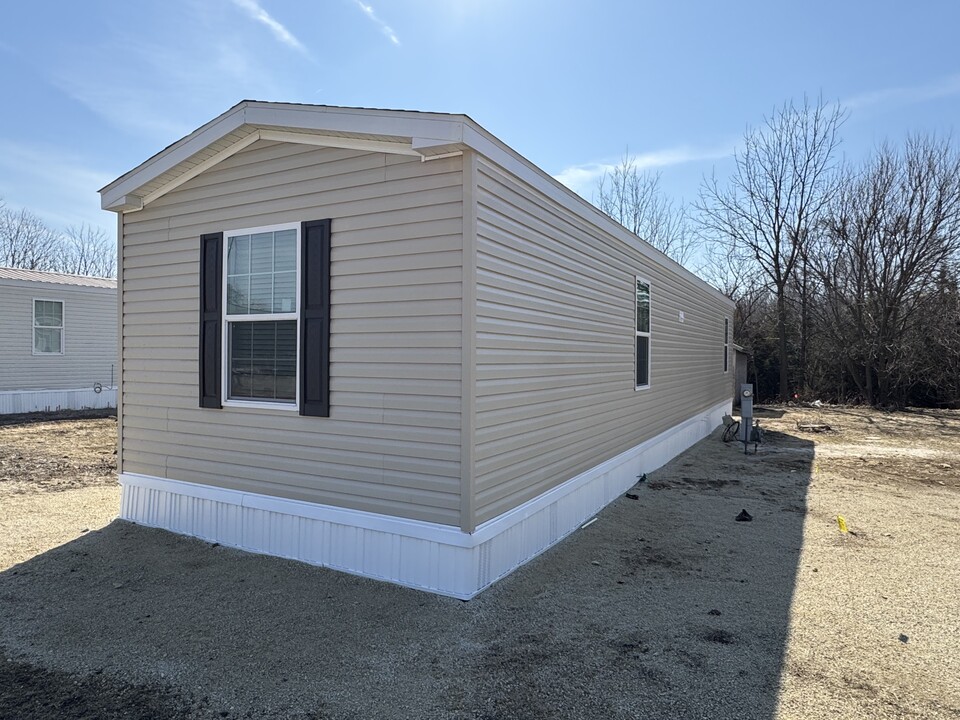 615 Wentling St in Nashua, IA - Foto de edificio