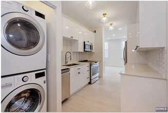 111 Mulberry St in Newark, NJ - Building Photo - Building Photo