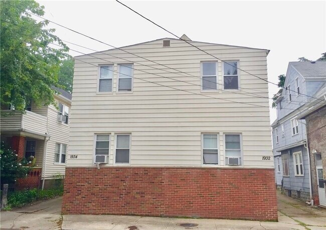 property at 1932 Coltman Rd