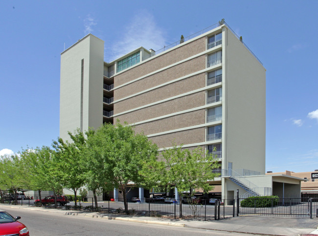 Six Hundred West Alcade Condominiums in Albuquerque, NM - Foto de edificio - Building Photo