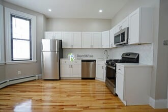 72 Gardner St, Unit C1 in Boston, MA - Foto de edificio - Building Photo