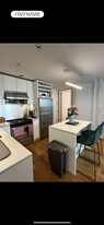 436 Albee Square W