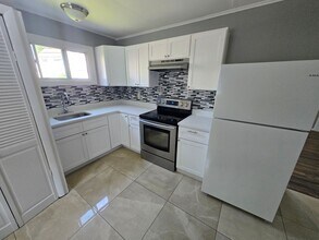 12 Chestnut St in Boston, MA - Building Photo - Building Photo