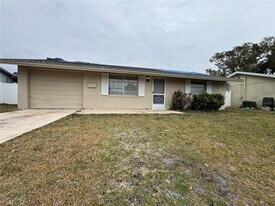 5965 63rd Ave N in Pinellas Park, FL - Building Photo