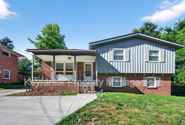 property at 1821 W Meadowview Rd