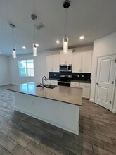 2817 Camden Wy in Davenport, FL - Foto de edificio - Building Photo