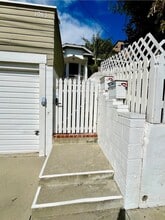 1043 Poli St in Ventura, CA - Building Photo - Building Photo