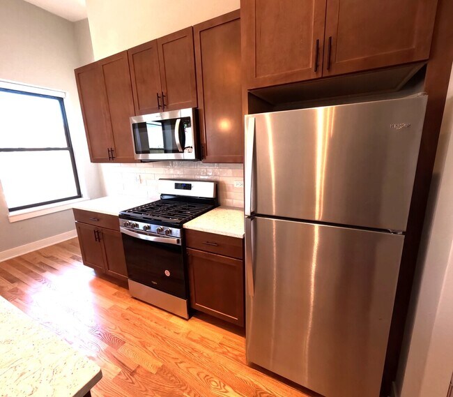 3473 S Archer Ave in Chicago, IL - Building Photo - Building Photo