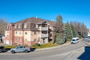 1415 17 St SE in Calgary, AB - Building Photo