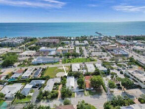 4422 Sea Grape Dr in Lauderdale-by-the-Sea, FL - Building Photo - Building Photo