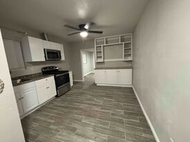 3406 Culver St in Bakersfield, CA - Building Photo