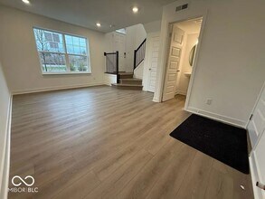 6672 Halsey St in Zionsville, IN - Building Photo - Building Photo