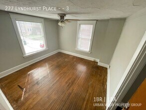 277 Lyndhurst Pl in Lexington, KY - Building Photo - Building Photo