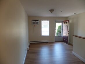 1581 Commercial St in Weymouth, MA - Building Photo - Building Photo
