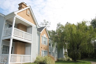 Woodlake Village-Waterpointe Apartments in Midlothian, VA - Building Photo - Building Photo