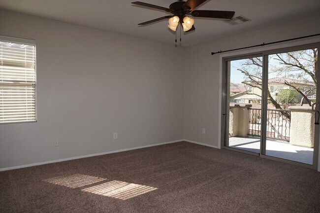 10663 Peach Creek St in Las Vegas, NV - Building Photo - Building Photo