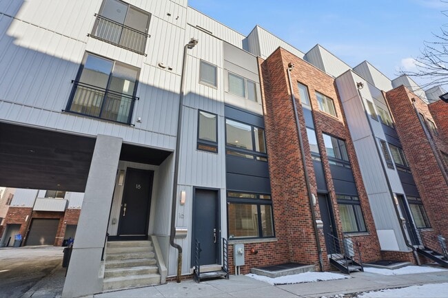 property at 634 N 5th St