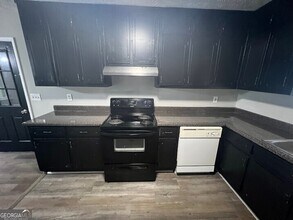 160 Mountain View Cir in Covington, GA - Building Photo - Building Photo