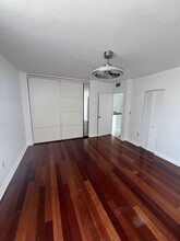 7800 Carlyle Ave, Unit 6D in Miami, FL - Foto de edificio - Building Photo