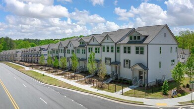 255 Vista Ln in Woodstock, GA - Building Photo - Building Photo