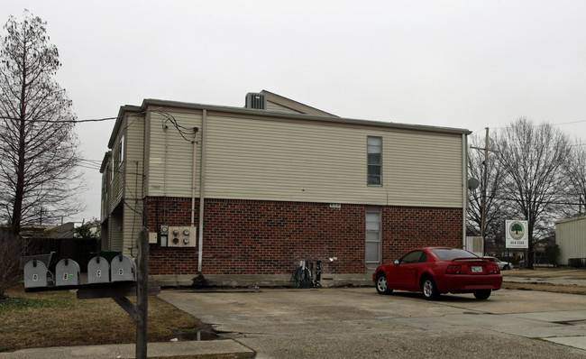 3600 Delaware Ave in Kenner, LA - Foto de edificio - Building Photo