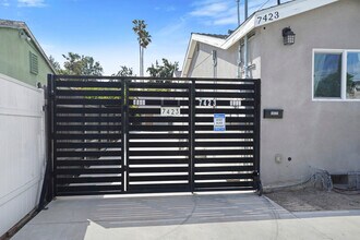 7421 Nestle Ave, Unit 7423 ADU in Reseda, CA - Building Photo - Building Photo