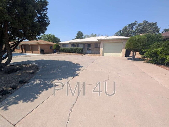 2729 Chama St NE in Albuquerque, NM - Building Photo - Building Photo