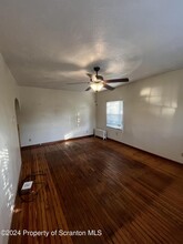 109 N Thomas Ave in Kingston, PA - Building Photo - Building Photo