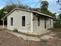 1263 Chalmers Ave in San Antonio, TX - Building Photo - Building Photo