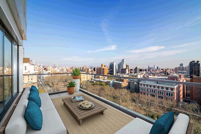 property at 171 Chrystie St