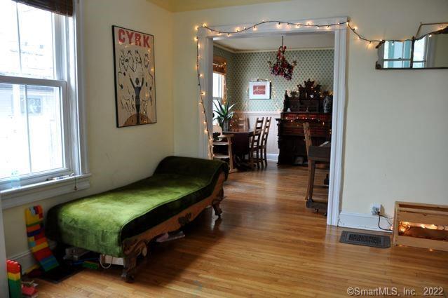 1 Cottage St in Norwalk, CT - Building Photo - Building Photo