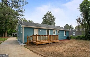 4154 Brenda Dr in Decatur, GA - Building Photo - Building Photo