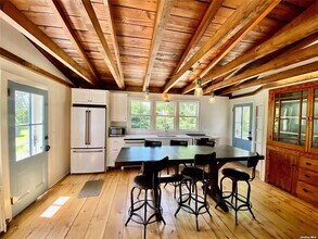1685 Peconic Ln in Peconic, NY - Building Photo - Building Photo
