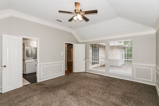 property at 607 Loggers Chase Ct